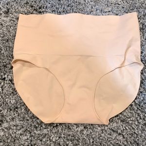 Spanx Control Brief. 1x. Nude.